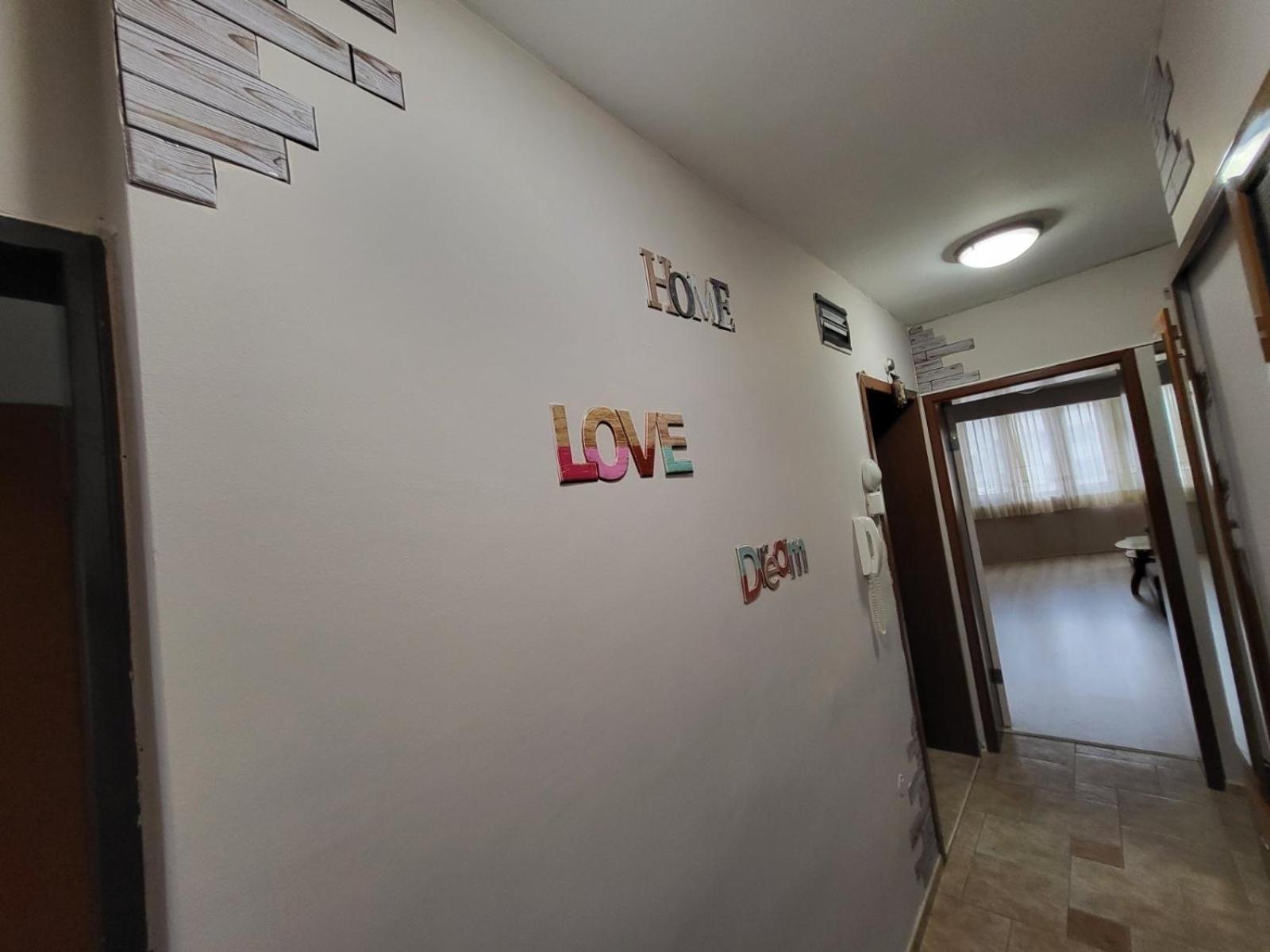 Lux Apartment Sisi Burgas City Eksteriør billede